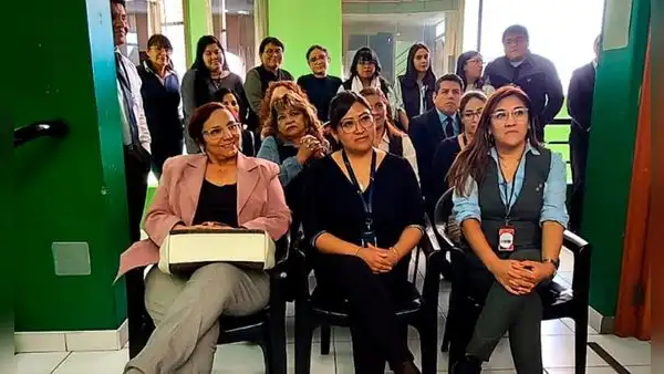 Promueven talleres para mejorar el clima laboral en juzgados de 15 de agosto
