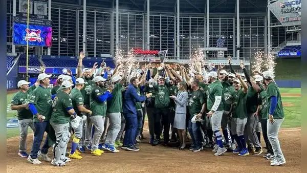 ¡Se coronan en Miami! Navegantes del Magallanes venció 4-3 a Criollos de Caguas y es campeón del Choque de Gigantes