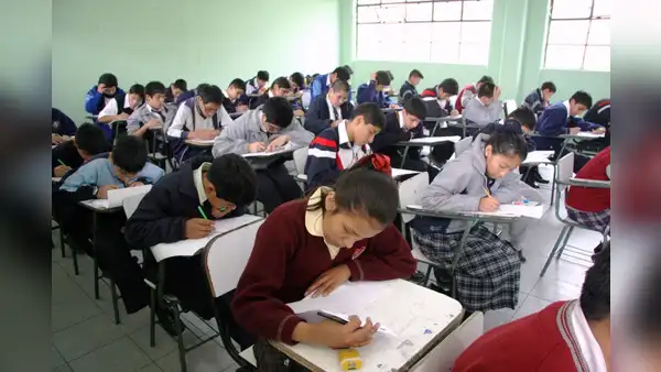 ¿Repetirán los escolares con 'C' al final del año? Esto dice el Minedu sobre el nuevo sistema de calificación