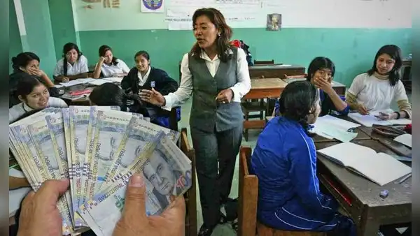 ¿Eres docente en Perú? Este es el único requisito para recibir el aguinaldo de S/300 por Navidad
