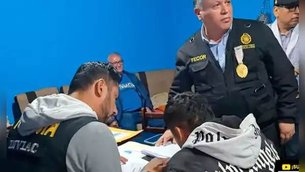 Policías integraban banda que quedó libre por ley del Congreso