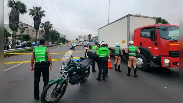 Surco: motociclista muere tras fatal accidente en la Panamericana Sur