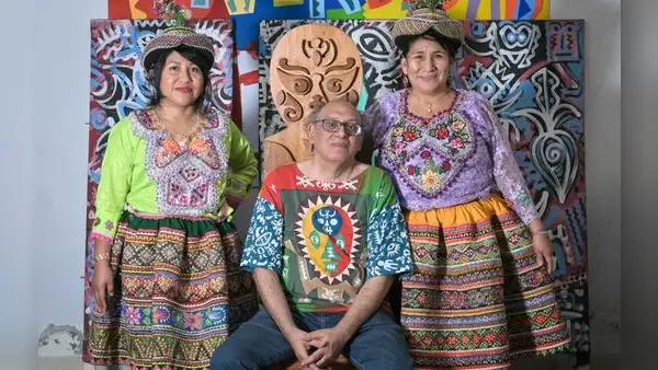 Sobre la exposición “Sarhua”: “¿Qué estamos queriendo decir hoy con la categoría arte textil?”