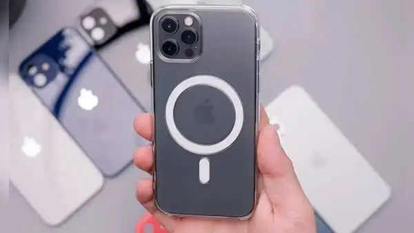 ¿Para qué sirve el círculo que las fundas de los iPhone poseen en la parte trasera?