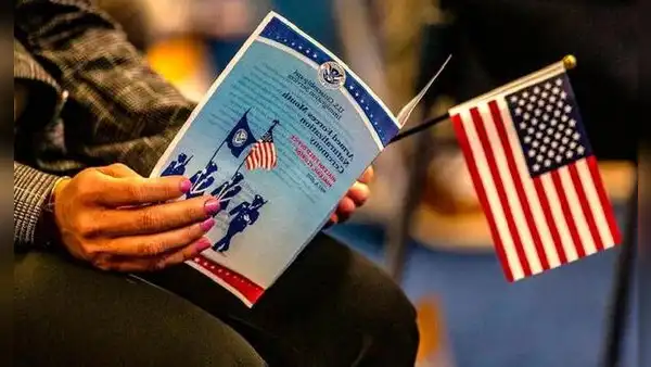 ¡Ciudadanía americana totalmente gratis! Los motivos por los que te exoneran de las tarifas de naturalización en USA