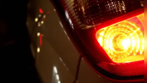 Illinois implementa multas de hasta 10 mil dólares por incumplimiento de normas sobre luces de emergencia