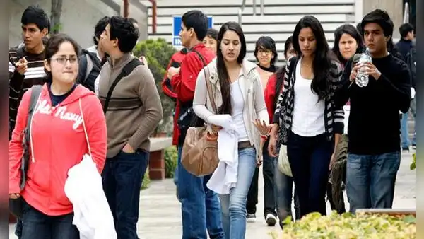 ¿Universidad, instituto o escuela? Esto es lo que debes tomar en cuenta al elegir en dónde estudiar una carrera