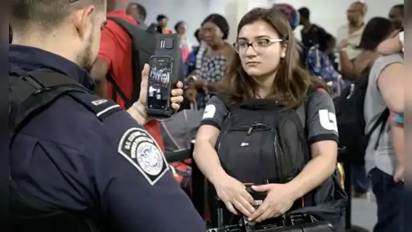 ¡Alerta en la frontera! Esto buscará CBP en los celulares de quienes ingresan a Estados Unidos desde México