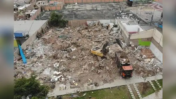 PJ mantiene vigente orden de paralizar demoliciones, pero obras en Vía Expresa Sur pueden seguir