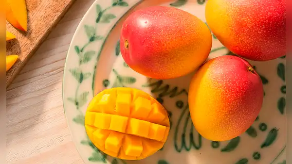 10 beneficios y propiedades del mango: ¿para qué sirve y cómo se come?