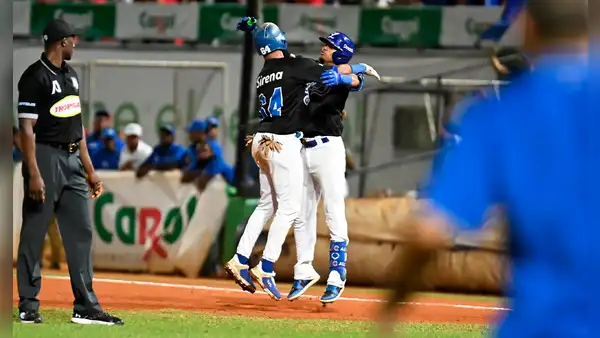 ¡Falló la operación candado! El Licey perdió 2-3 con Escogido: los Leones empataron la serie final de la Lidom