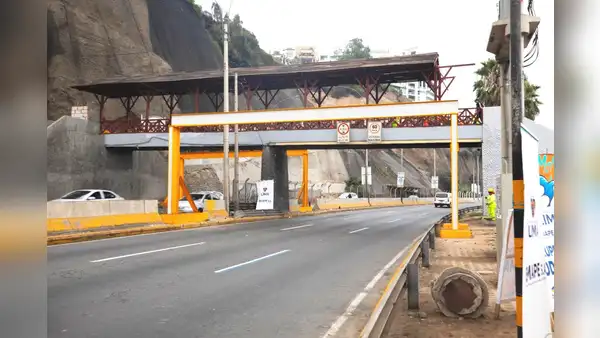 El nuevo sistema que evitara choques en los puentes de la Costa Verde: MML instala pórticos anti impacto