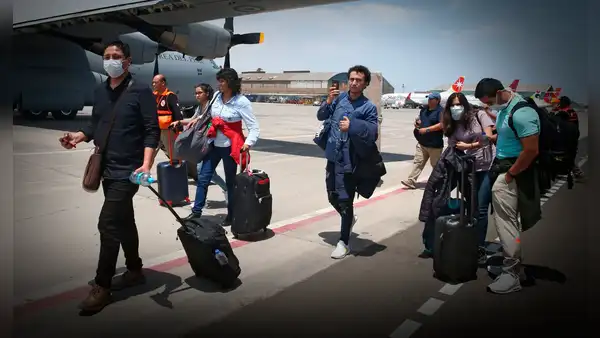 ¿Qué pasará con los peruanos deportados desde los Estados de Unidos? Cancillería se pronuncia