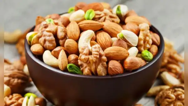 El fruto seco rico en fibra que pocos conocen, pero regula el azúcar en sangre y combate la diabetes: ni las almendras ni las nueces