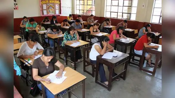 Ascenso docente: más de 23.500 maestros participantes lograron subir de escala en el concurso nacional