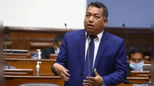 Congreso: Darwin Espinoza podría ser suspendido por 60 días tras informe de la Comisión de Ética