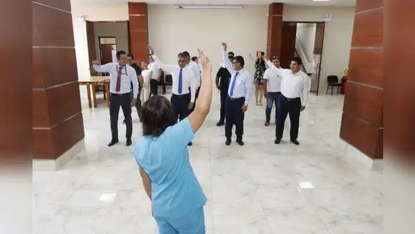 Trabajadores administrativos de la Corte del Santa realizaron pausas activas