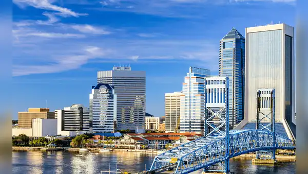 El mercado inmobiliario en el sur de Florida se transforma: razones y cómo se benefician los compradores este 2025