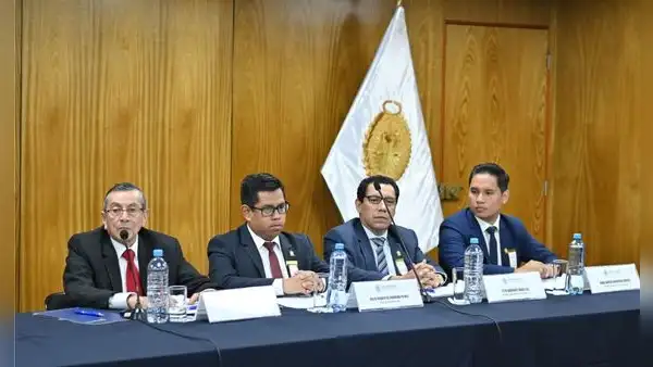Fiscalía niega haber filtrado información sobre el allanamiento al domicilio del ministro del Interior Juan José Santiváñez