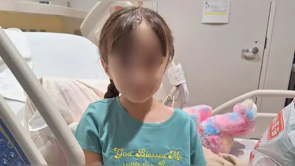 ICE bajo acusación: familia de niña sobreviviente de cáncer denuncia registros indebidos en proceso de deportación a México