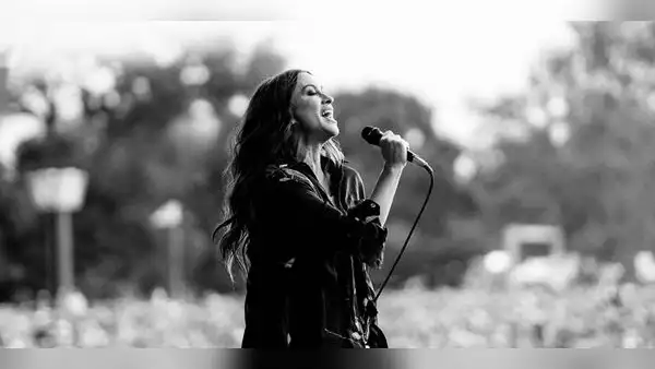 Alanis Morissette ya está en Lima: repasamos su carrera y el setlist de su concierto en Costa 21