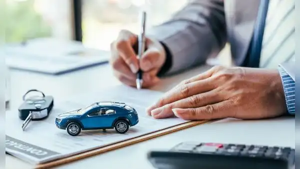 Seguro de auto en California: costos, requisitos y cómo elegir la mejor opción en 2025