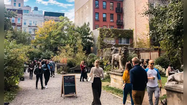El jardín Elizabeth Street de Nueva York podría cerrar por proyecto de viviendas para adultos mayores sin hogar