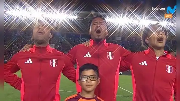 Hinchas venezolanos pifiaron el himno peruano previo al inicio del partido de Eliminatorias