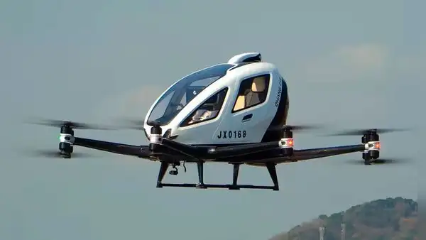 Los taxis voladores ya son una realidad: China autoriza su uso para transportar pasajeros