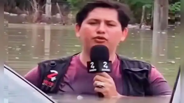 Reportero desafía el peligro y transmite en vivo sumergido en una inundación por fuertes lluvias en México