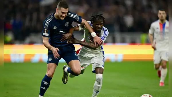 Manchester United cedió un amargo empate sobre el Lyon por la Europa League