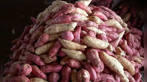 Este alimento rico en potasio es la alternativa al plátano: ayuda a reducir la presión arterial y mejora la calidad del sueño