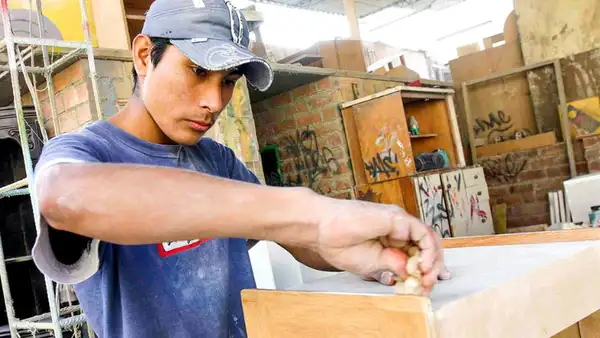 ¿Es feriado el 2 de mayo en Perú o es día no laborable? Revisa cómo será el puente del fin de semana largo, según El Peruano
