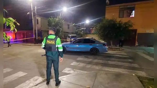 Asesinan de 20 balazos a padre de familia dentro de su auto en Trujillo: cámaras captan el violento ataque