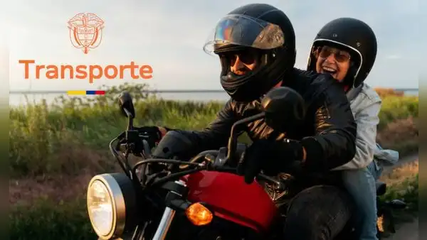 Las infracciones C28 y D17 que traerán problemas a los motociclistas en Colombia si realizan una práctica muy conocida