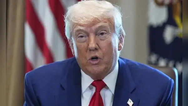 Nuevo golpe para Trump: expertos aseguran que Primera Enmienda de EEUU podría proteger a inmigrantes de las deportaciones masivas