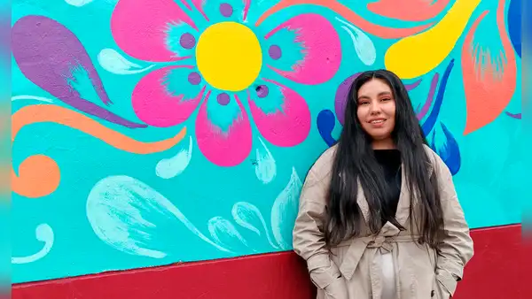 Artista ayacuchana Yadira Castillo asegura que la pintura la ha salvado de la depresión y ansiedad: “Es una escapatoria”