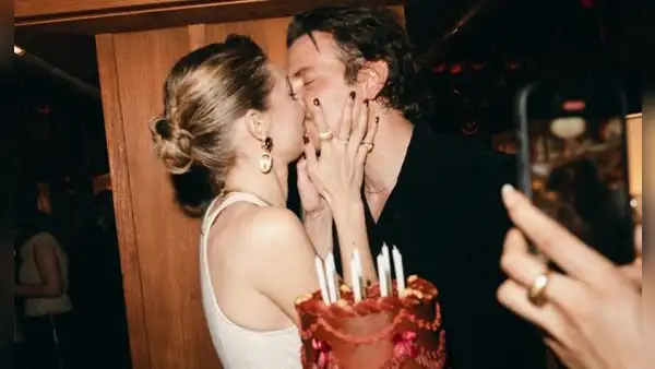 Es oficial: Gigi Hadid y Bradley Cooper presumen su nueva relación con tierno beso en Instagram