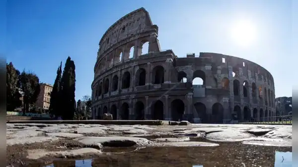 Turista intenta trepar la reja del Coliseo en Roma, pero resbala y termina atravesado por metal: fue operado de urgencia