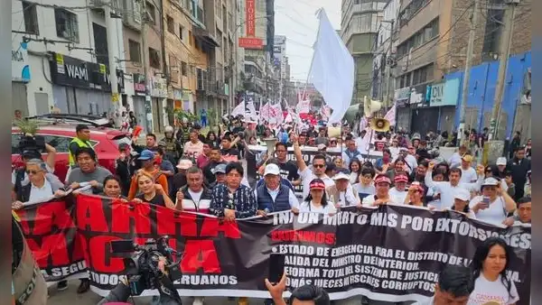 Gamarra se suma al paro nacional de transportistas este 14 de mayo