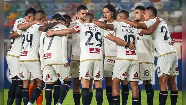 Revelan al delantero peruano que juega en el exterior y que interesa a Universitario para el Clausura: "Jorge Fossati está de acuerdo"
