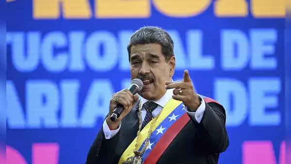 Venezuela anuncia que suspende todos los vuelos provenientes de Colombia: denuncia infiltración de "mercenarios"