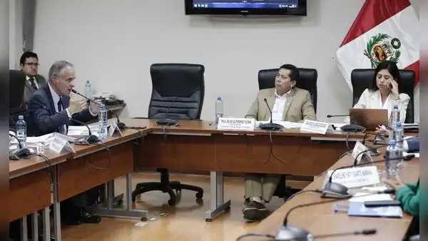 Ministro Jorge Montero responde a críticas por "Reinfo hereditario" y descarta ampliación al 2026