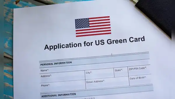 Obtén la Green Card en sencillos pasos: así puedes tramitar la residencia permanente desde el extranjero