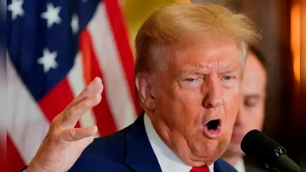 Donald Trump amenazó con retirarle a Harvard fondos federales de Estados Unidos por más de US$100 millones