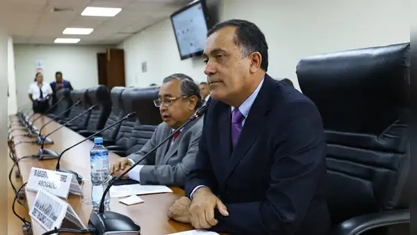 Dina Boluarte: Comisión de Fiscalización reprograma cita de cirujano Mario Cabani para el 6 de junio