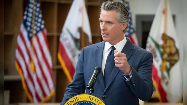 Gavin Newsom anuncia cifras récord de arrestos y vehículos robados recuperados en estas ciudades de California