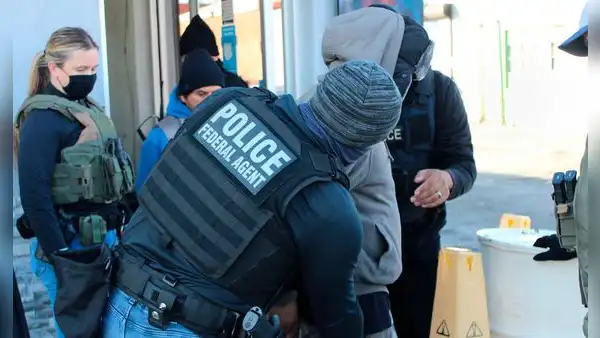 Redadas del ICE arrasan en EEUU: 12 inmigrantes mexicanos fueron detenidos en este estado santuario