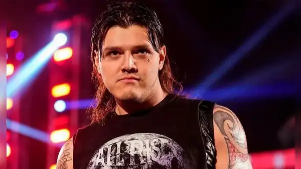 Dominik Mysterio reacciona al adiós de R-Truth: "El mejor campeón 24/7 de todos los tiempos"