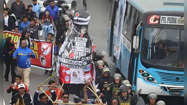 Transportistas evalúan tercer paro nacional tras recientes ataques extorsivos en Lima y Callao: "Vamos a tomar medidas muy drásticas"